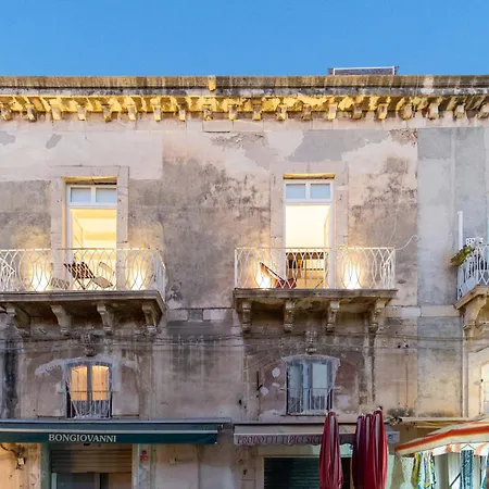 La Terrazza Sull'antico Mercato Di Ortigia * Syrakus
